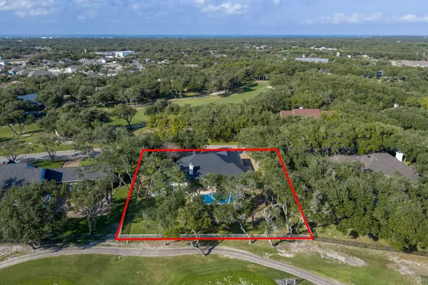 $949,000 | 323 Olympic Drive, Rockport, TX 78382