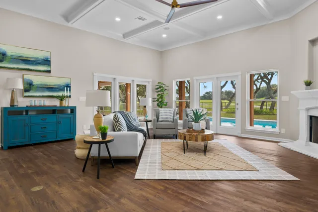 $949,000 | 323 Olympic Drive, Rockport, TX 78382