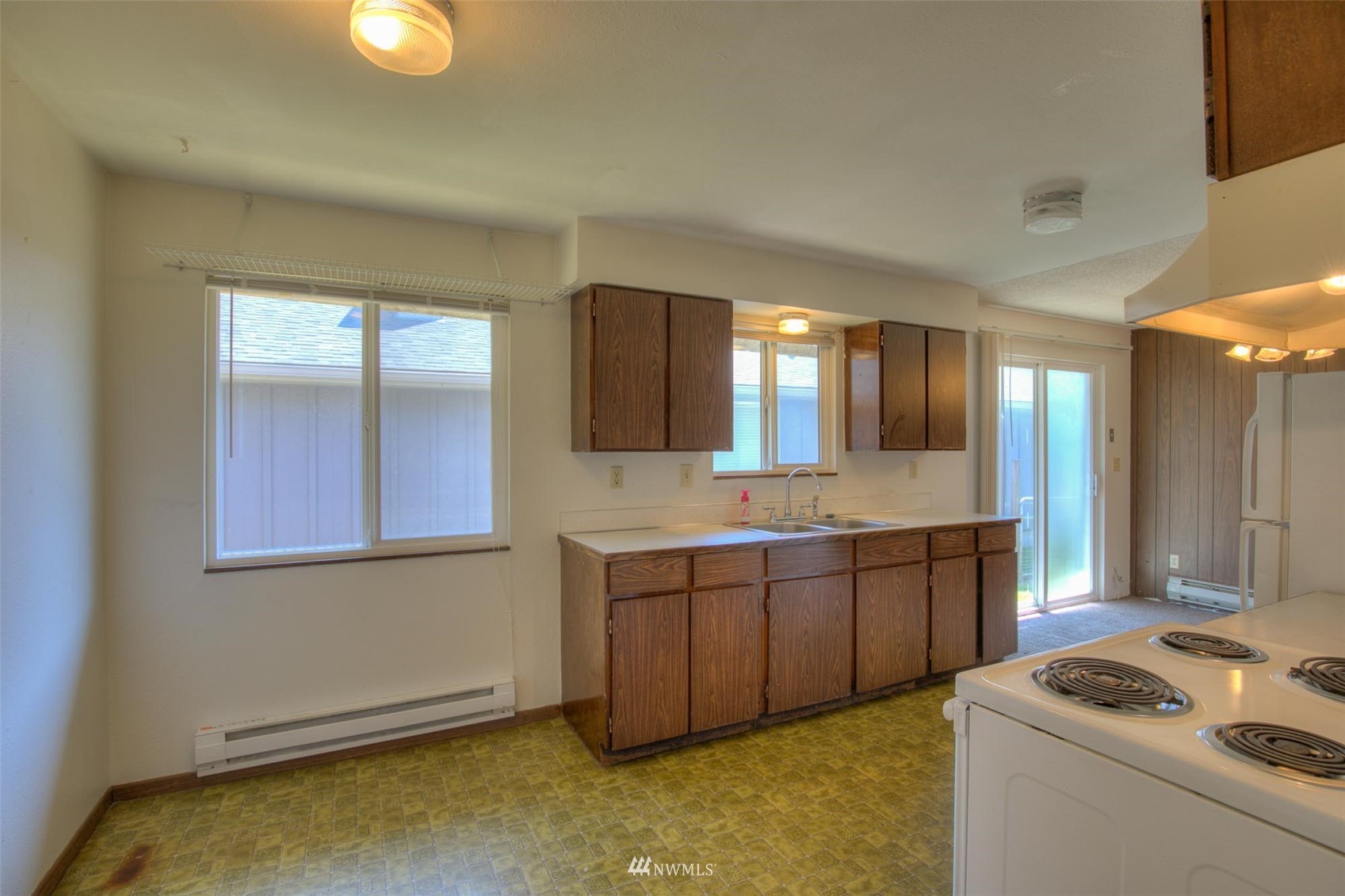 922 Calhoun Road Aberdeen, WA 98520 - Photo 10 of 20 Gallery Image 10