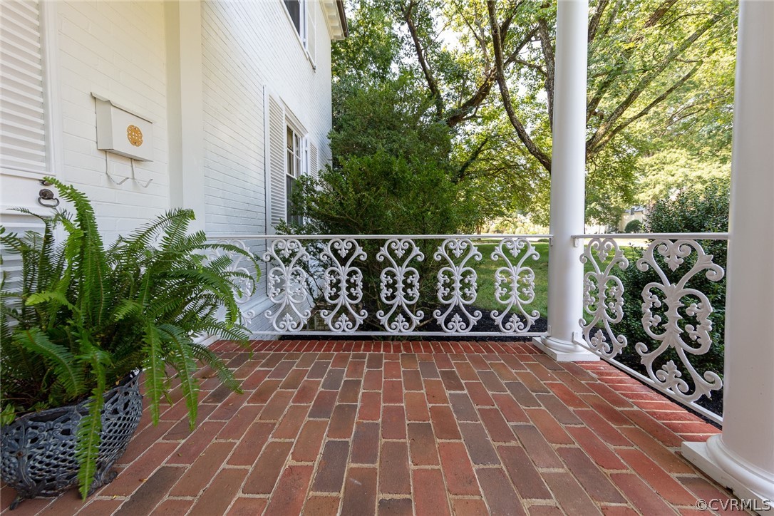 1 Calycanthus Road Richmond, VA 23221 - Photo 5 of 50 Gallery Image 5