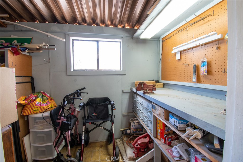 342 Bobwhite Drive Paso Robles, CA 93446 - Photo 19 of 35 a view of a room with gym equipment