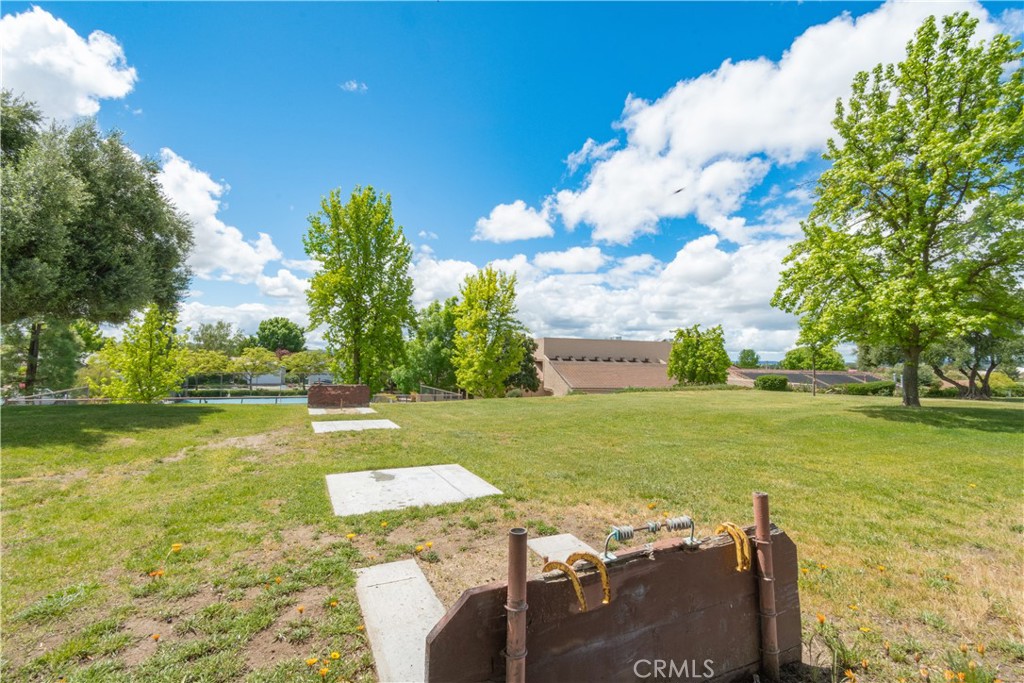 342 Bobwhite Drive Paso Robles, CA 93446 - Photo 29 of 35 a view of a yard with an trees