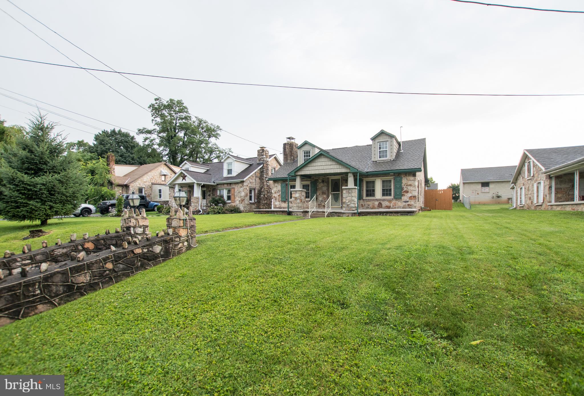 210 York Road Carlisle, PA 17013 - Photo 3 of 43 Gallery Image 3