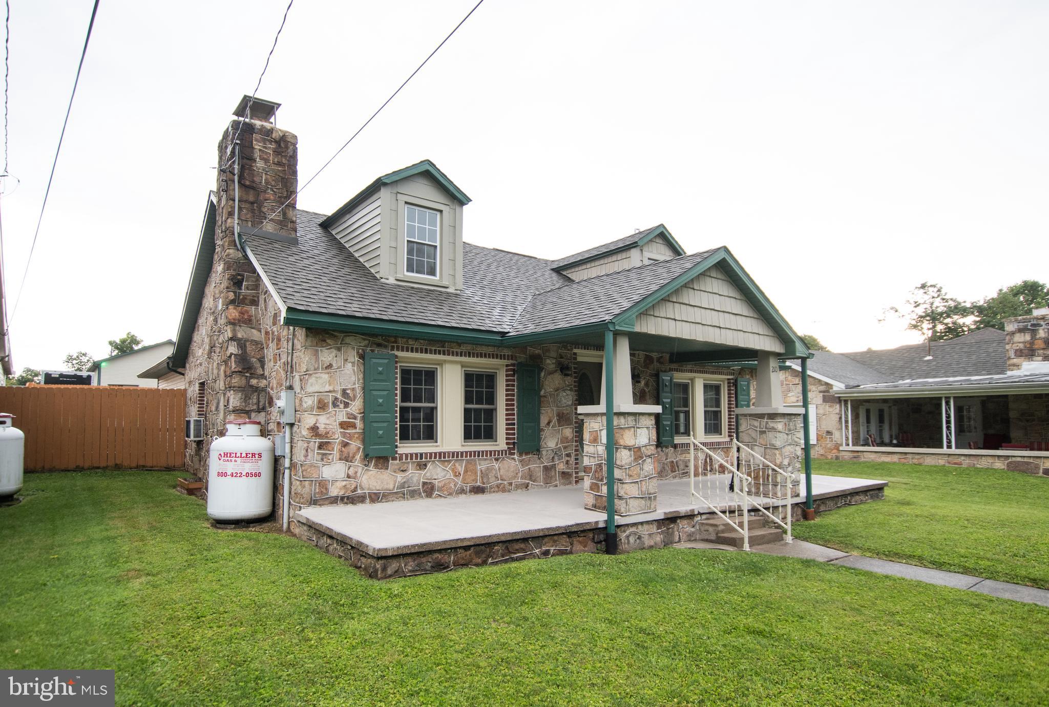 210 York Road Carlisle, PA 17013 - Photo 4 of 43 Gallery Image 4