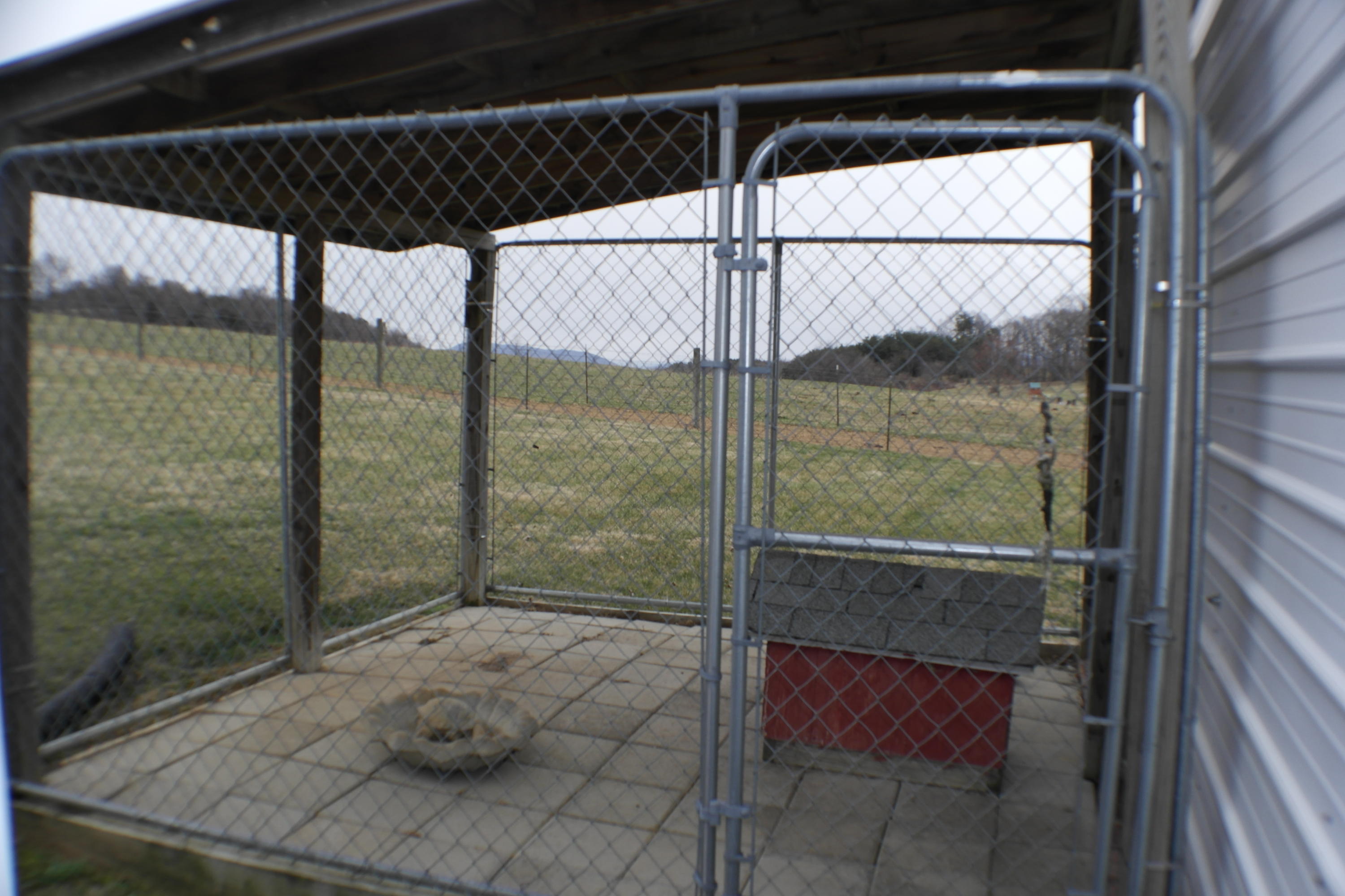 2598 Trinity Road Troutville, VA 24175 - Photo 54 of 55 dog pen