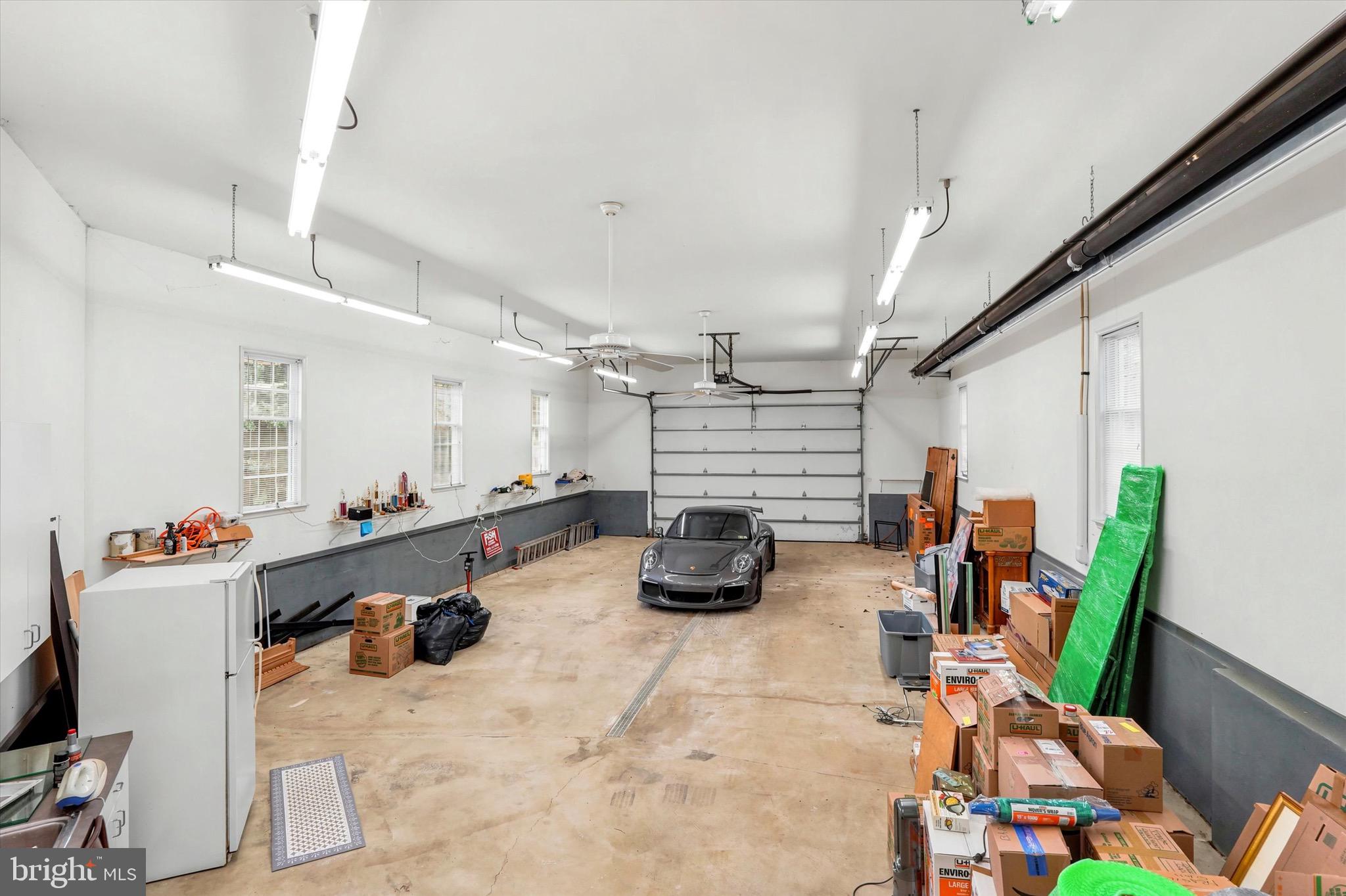 5 Wingate Court Flourtown, PA 19031 - Photo 69 of 85 Side Garage with extra ceiling height