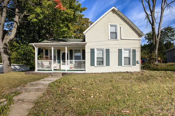 $164,000 | 501 South Oak Street, Buchanan, MI 49107