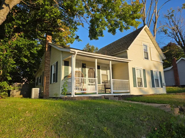 $167,000 | 501 South Oak Street, Buchanan, MI 49107