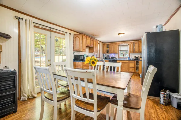 $164,000 | 501 South Oak Street, Buchanan, MI 49107
