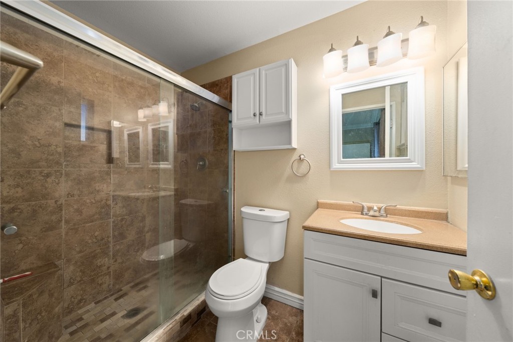 19420 Lambeth Court Riverside, CA 92508 - Photo 13 of 35