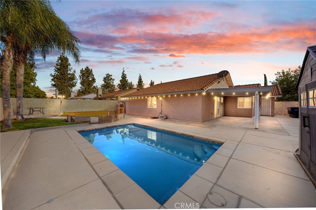 19420 Lambeth Court Riverside, CA 92508 - Photo 2 of 35