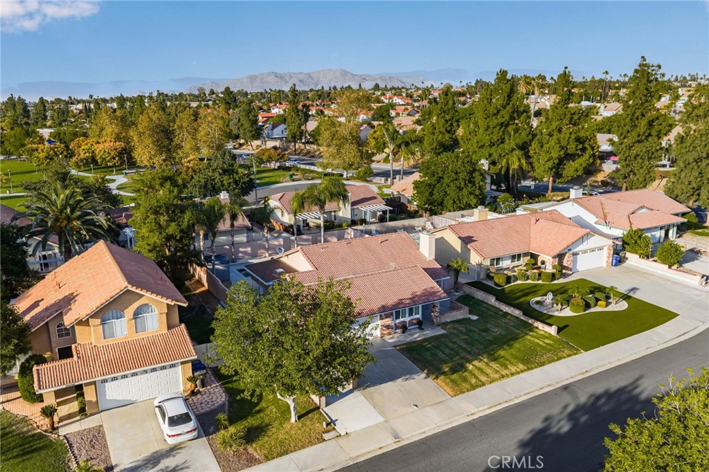 19420 Lambeth Court Riverside, CA 92508 - Photo 27 of 35