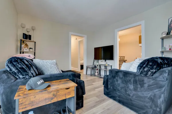 $624,900 | 10 Dunn Street, Westbrook, ME 04092