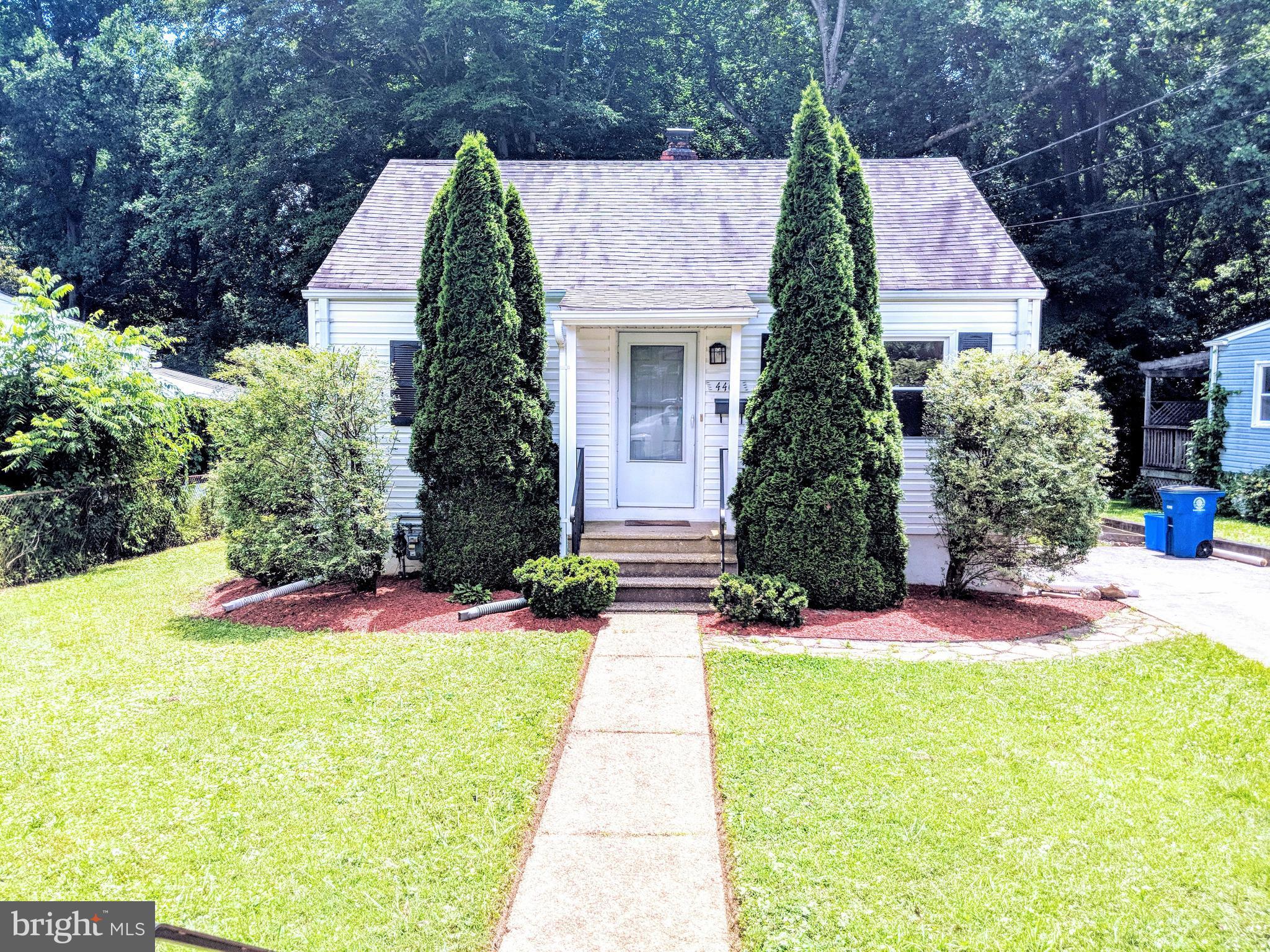 4406 Garrett Park Road Silver Spring, MD 20906 - Photo 1 of 23 Side Entrance