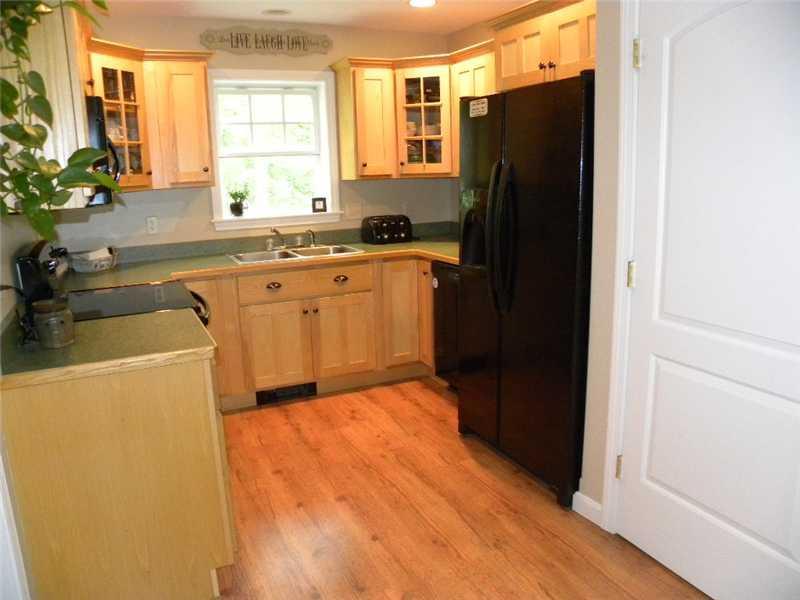 39 Edwards Road Poland, ME 04274 - Photo 12 of 35 Kitchen.