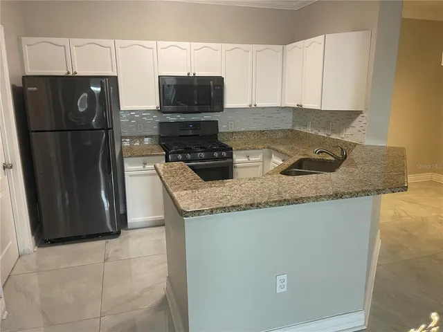 $1,995 | 2717 Via Cipriani, Unit 631B, Clearwater, FL 33764