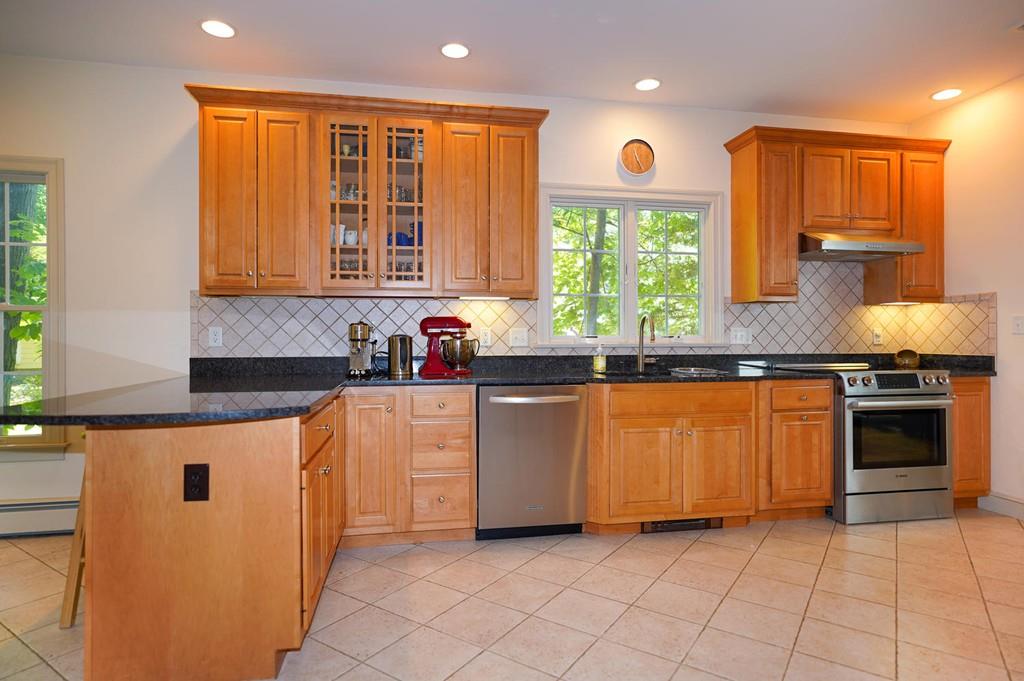 18 Brookside Avenue Lexington, MA 02421 - Photo 14 of 39 Gallery Image 14