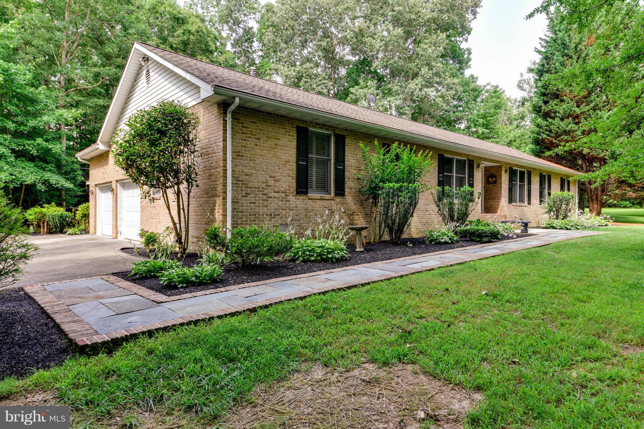 9885 Lomax Road Faulkner, MD 20632 - Photo 2 of 30 Exterior side view