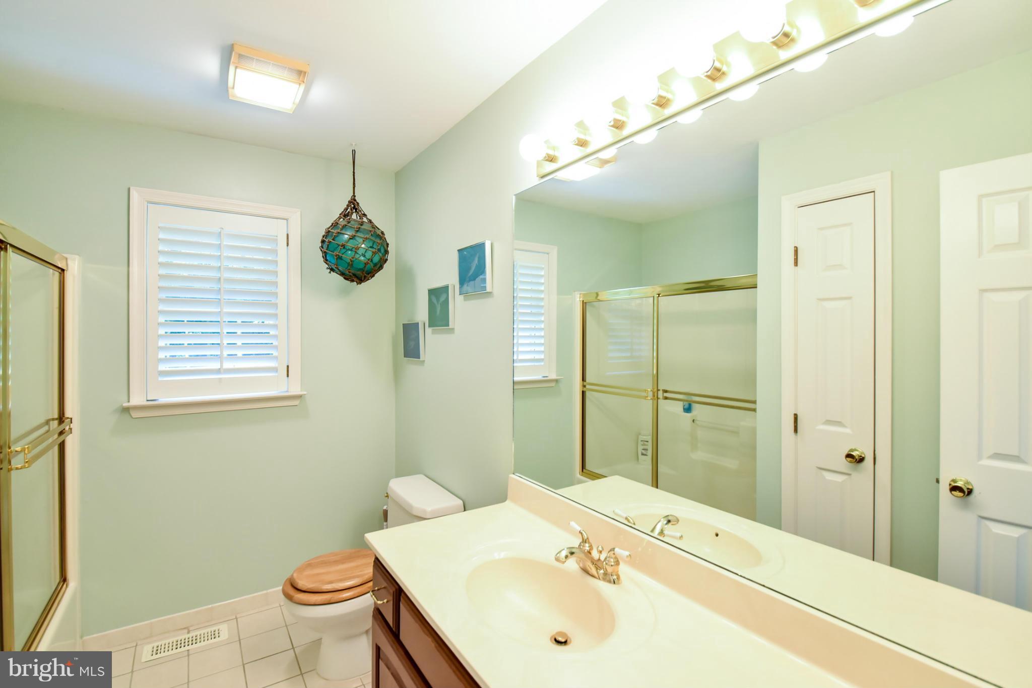 9885 Lomax Road Faulkner, MD 20632 - Photo 11 of 30 Bath