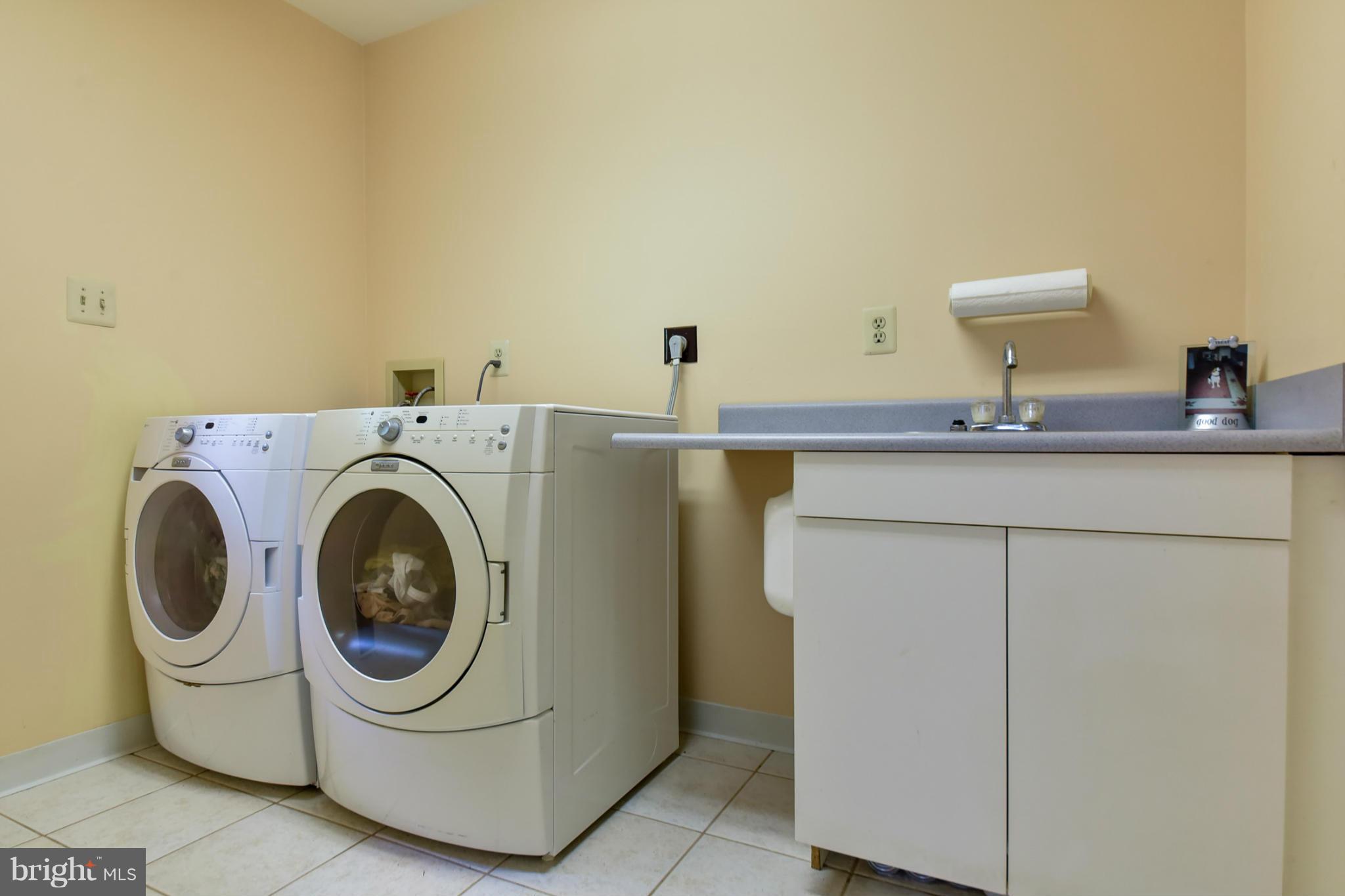 9885 Lomax Road Faulkner, MD 20632 - Photo 13 of 30 Laundry room