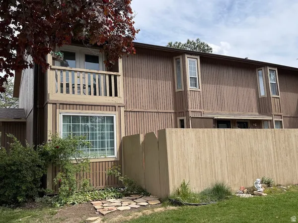 $339,900 | 548 East Cobblestone Lane, Unit 56, Midvale, UT 84047