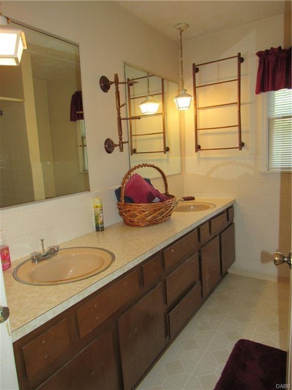 8361 Kimmel Road Clayton, OH 45315 - Photo 46 of 68