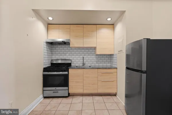 $1,150 | 1602 Park Avenue, Unit 2R, Baltimore, MD 21217