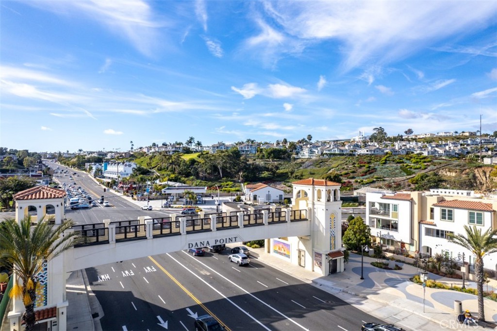 3318 Doheny Way Dana Point, CA 92629 - Photo 33 of 55 a view of city from balcony seating area
