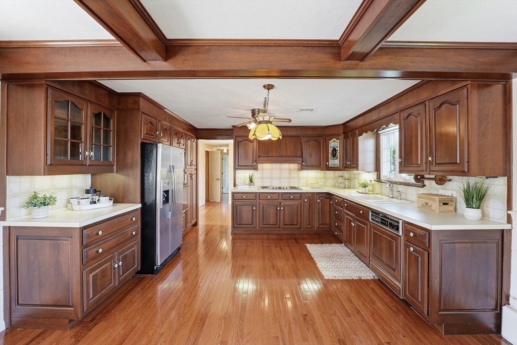 35 Richmond Road Ludlow, MA 01056 - Photo 5 of 41