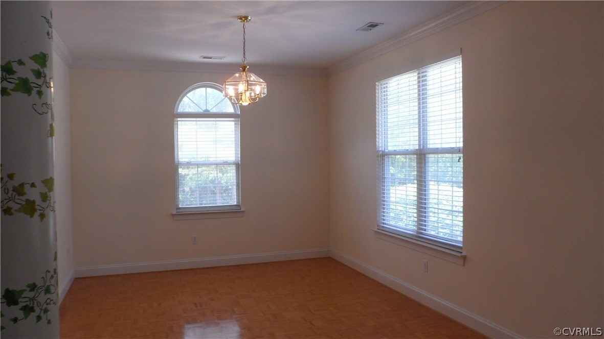 393 New Beginnings Road Shacklefords, VA 23156 - Photo 5 of 36 Living Room