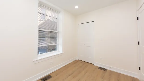 $4,500 | 2036 North Hoyne Avenue, Unit 1, Chicago, IL 60647