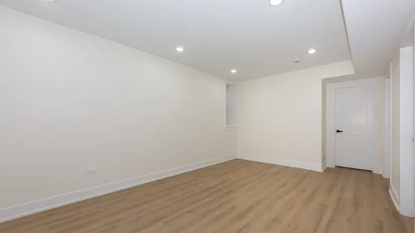$4,500 | 2036 North Hoyne Avenue, Unit 1, Chicago, IL 60647