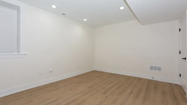 $4,500 | 2036 North Hoyne Avenue, Unit 1, Chicago, IL 60647