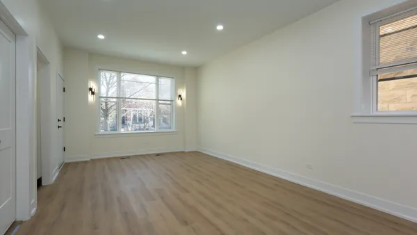 $4,500 | 2036 North Hoyne Avenue, Unit 1, Chicago, IL 60647