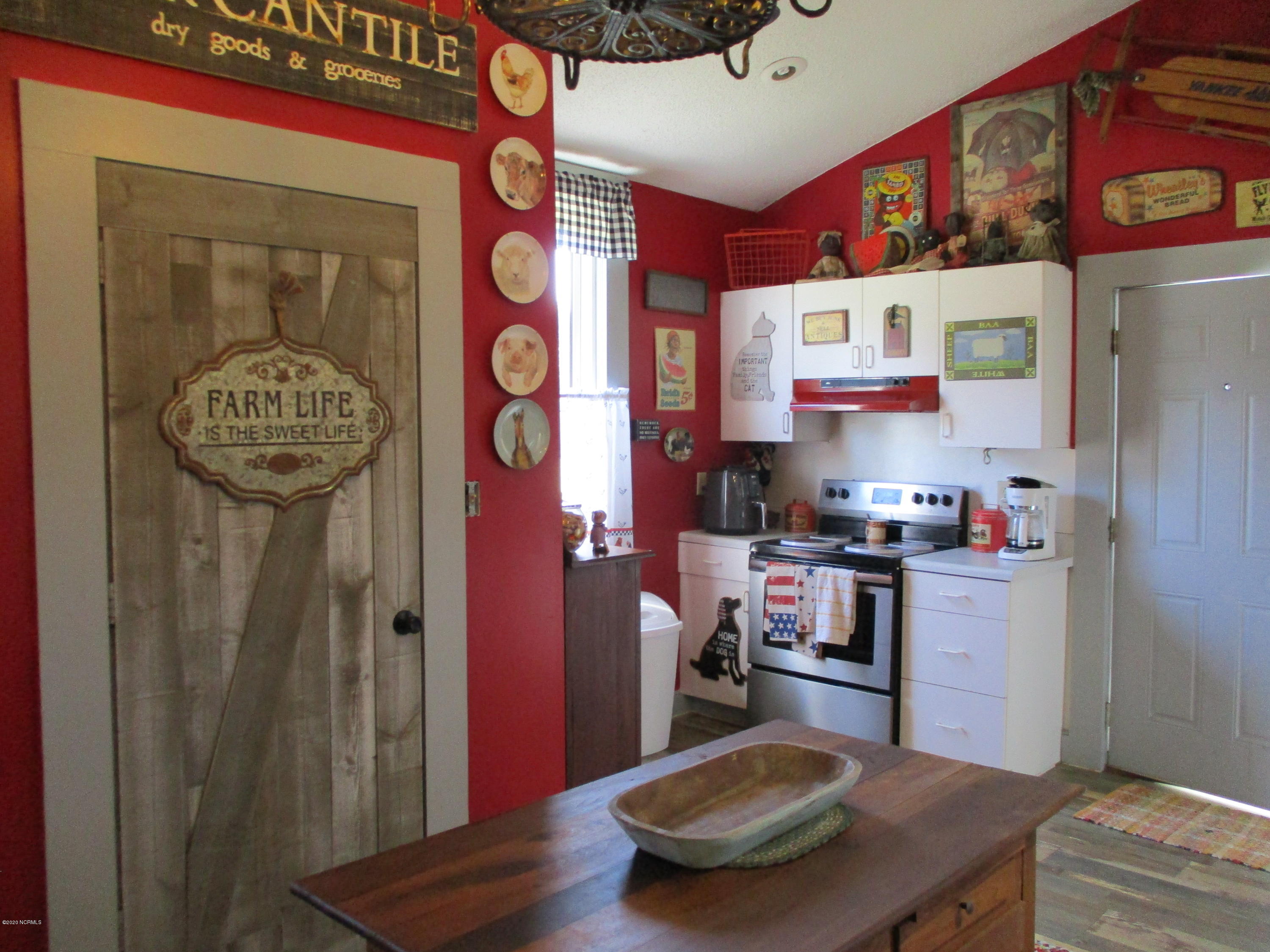 6401 Livingston Road Gibson, NC 28343 - Photo 3 of 32 Kithen View 2