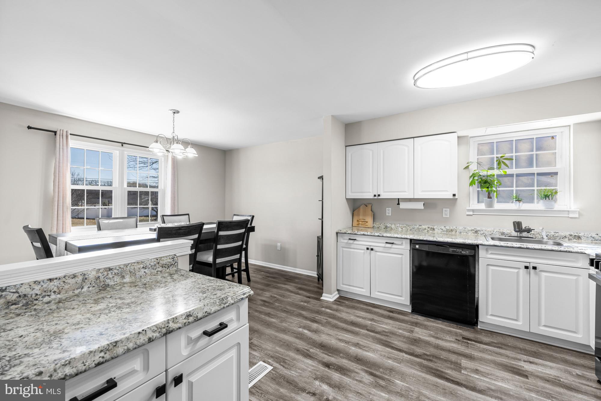 375 Swedesboro Road Gibbstown, NJ 08027 - Photo 14 of 27 Kicthen
