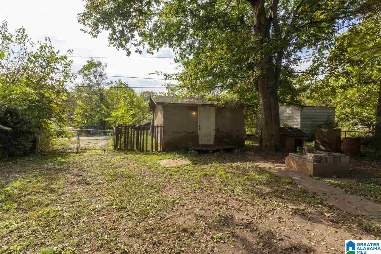 228 Center Street Bessemer, AL 35020 - Photo 7 of 23