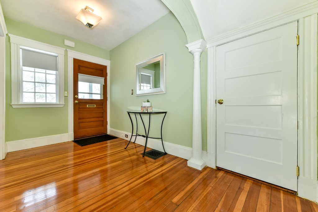 8 Asticou Road Boston, MA 02130 - Photo 9 of 27 Gallery Image 9