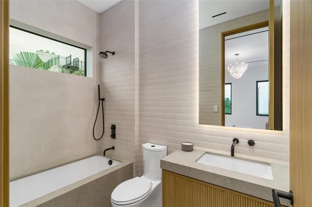 $11,995,000 | 6107 North Ocean Boulevard, Ocean Ridge, FL 33435