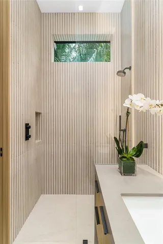 $11,995,000 | 6107 North Ocean Boulevard, Ocean Ridge, FL 33435