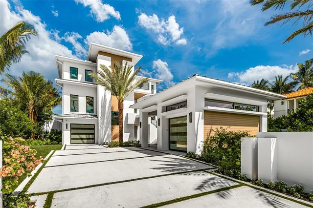 $11,995,000 | 6107 North Ocean Boulevard, Ocean Ridge, FL 33435