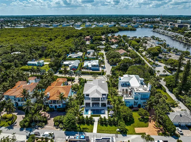 $11,995,000 | 6107 North Ocean Boulevard, Ocean Ridge, FL 33435