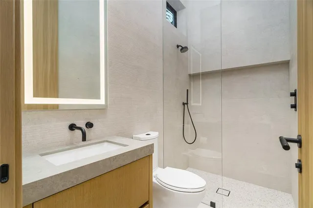 $11,995,000 | 6107 North Ocean Boulevard, Ocean Ridge, FL 33435