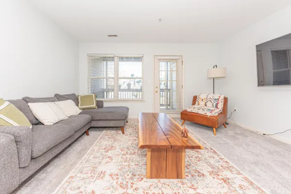 $245,000 | 1322 Heatherwood Lane, Ann Arbor, MI 48108