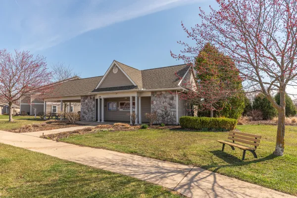 $245,000 | 1322 Heatherwood Lane, Ann Arbor, MI 48108