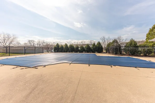 $245,000 | 1322 Heatherwood Lane, Ann Arbor, MI 48108