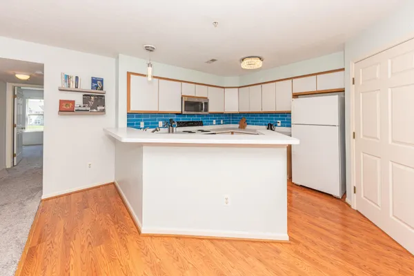 $245,000 | 1322 Heatherwood Lane, Ann Arbor, MI 48108