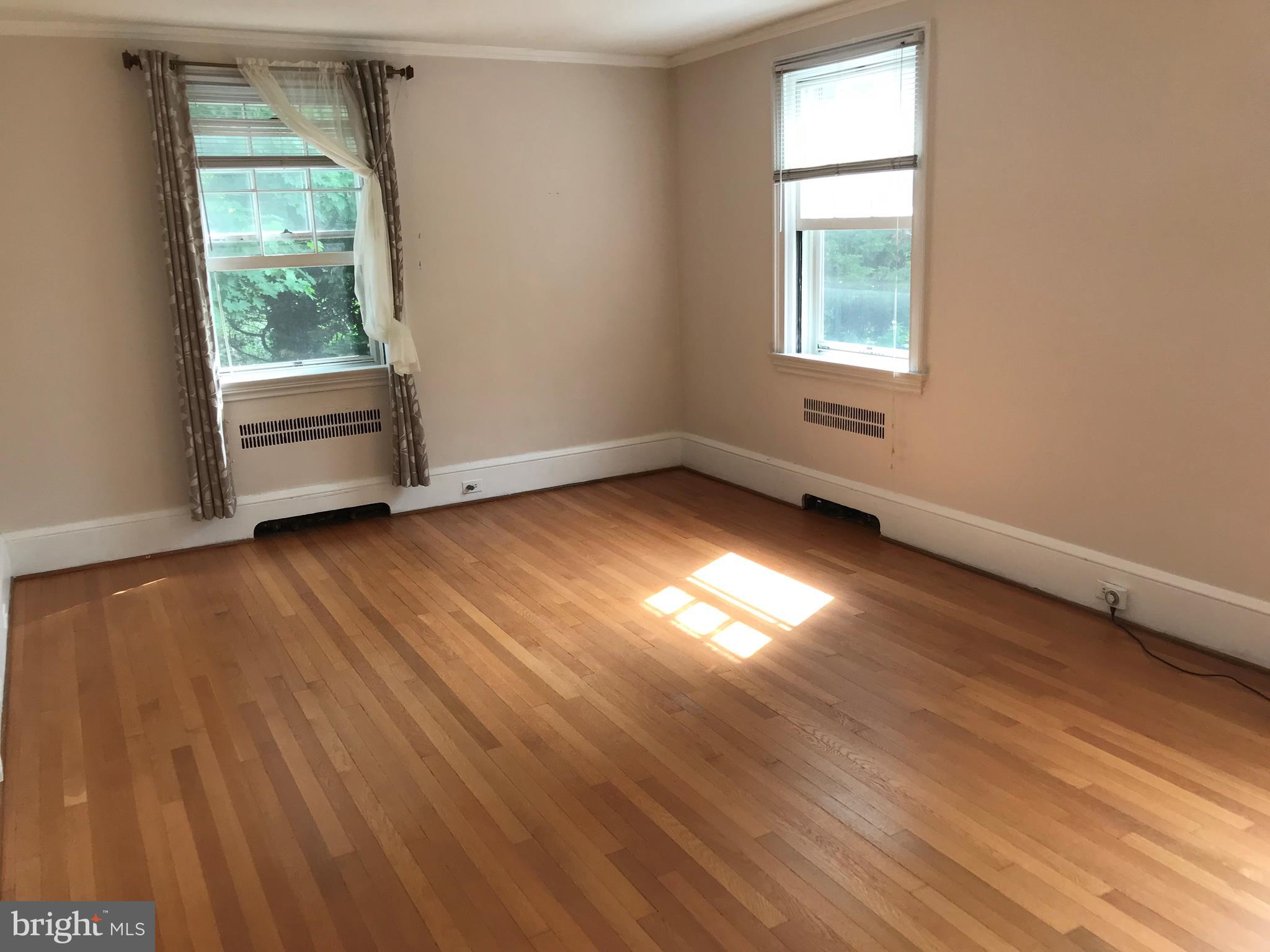 1 Stratford Road Baltimore, MD 21218 - Photo 8 of 13 Gallery Image 8