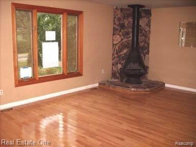 3431 Rush Lake Road Pinckney, MI 48169 - Photo 10 of 20 great room