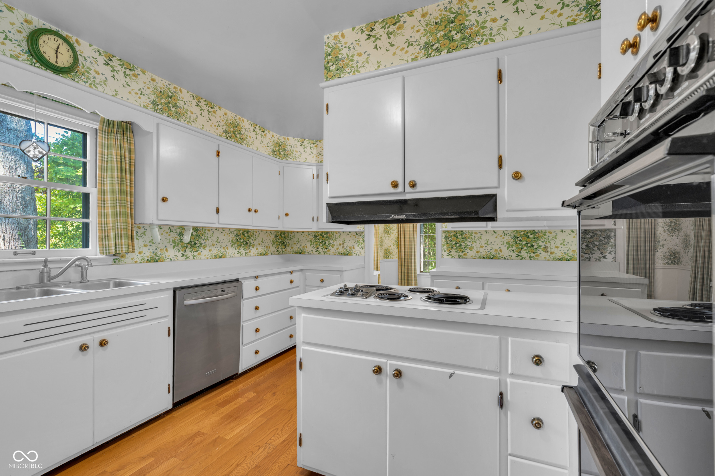 7917 Spring Mill Road Indianapolis, IN 46260 - Photo 20 of 60 Gallery Image 20